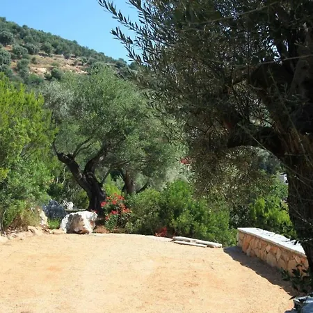 Arkoudi - Enjoy Panoramic Ocean Views From A Serene Mountain Setting 빌라 시보타